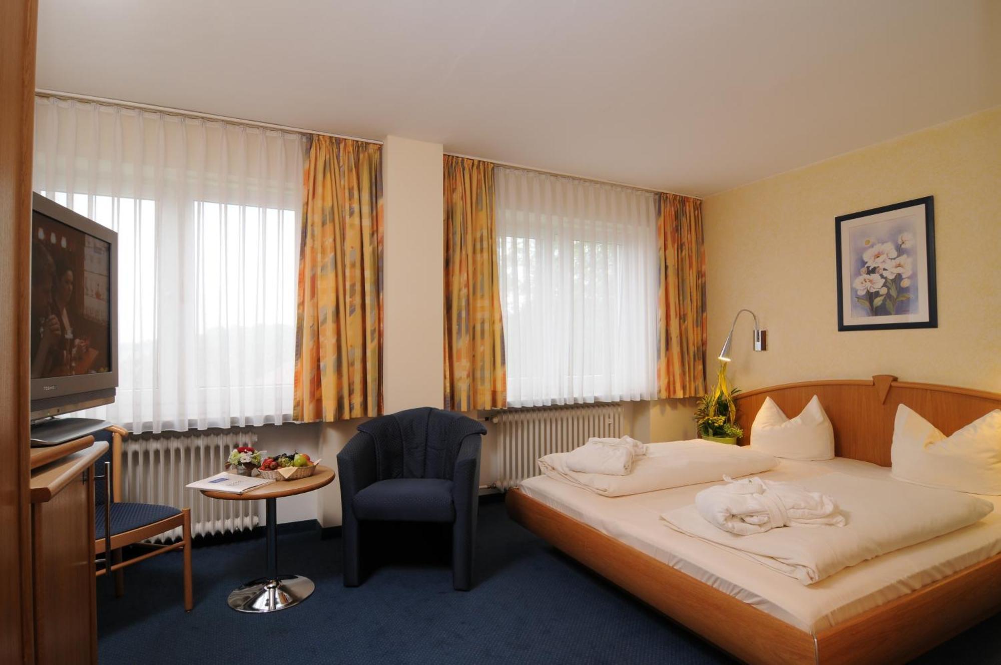 Hotel Apollo Garni Regensburg Exterior foto